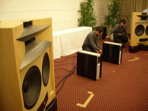 JBL DD66000ƃ}[Nr\̃p[Av